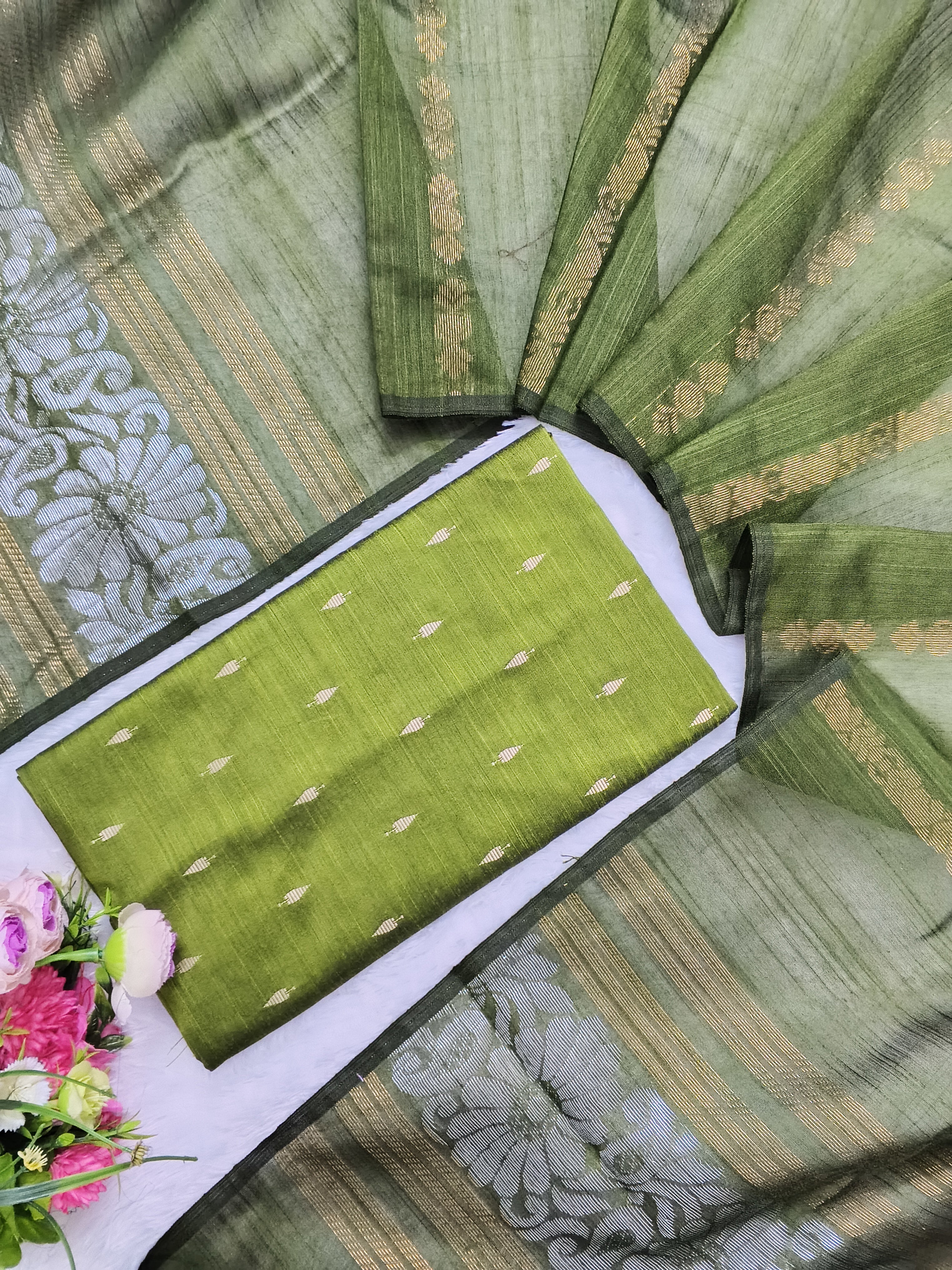 mehandi green top with jamdhani duppata