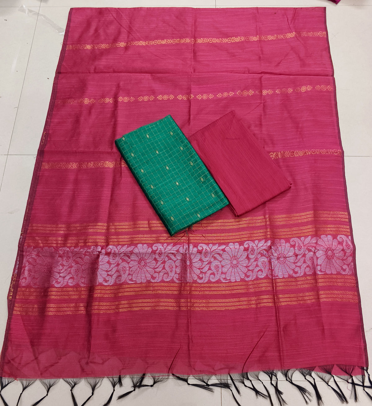 peech colour jamdhani duppata with rexona raw silk top 3 piece set