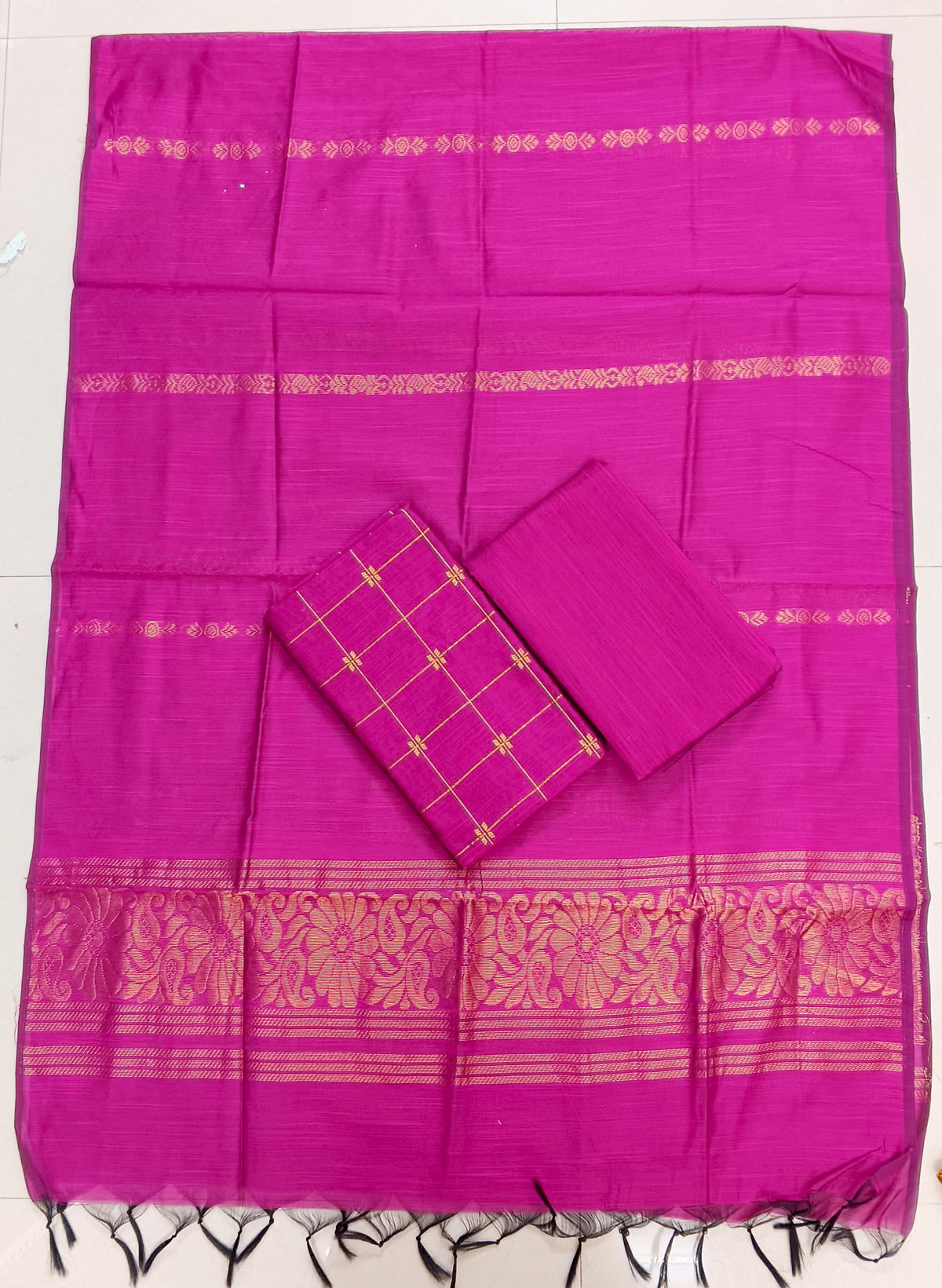 rose jamdhani duppata with raw sik top and bottom 3 piece set